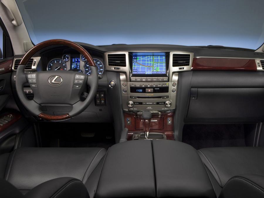  Lexus LX570 2012 года  (фото 18 из 53)